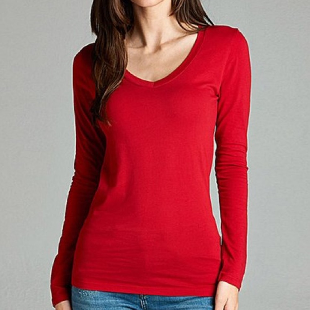 Arizona Jeans Co. Real Red Long Sleeve Tee